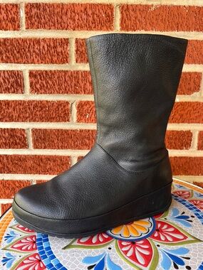 FitFlop Mid-Calf Womens 8 Black Pebbled Leather Wedge Platform Boots